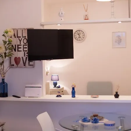 アパート Maison Duomo チェファル